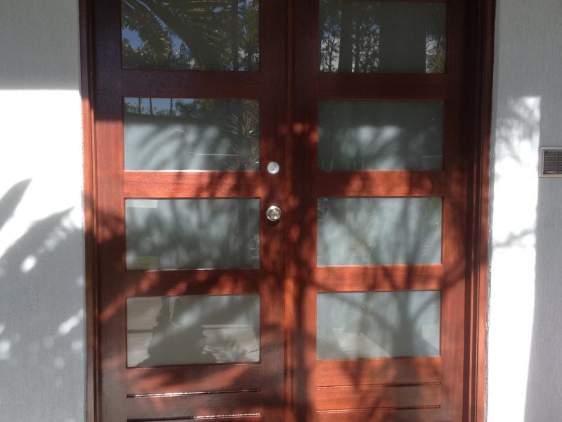 Installed door 2